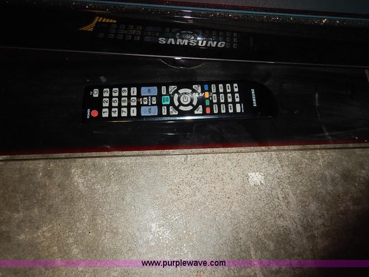 image for item AV9674 Samsung PN50B53082F plasma television