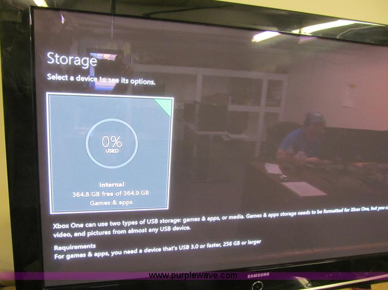 image for item AV9676 Xbox 1 game system