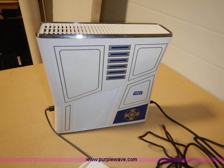image for item AV9677 Xbox 360 Star Wars Edition game system