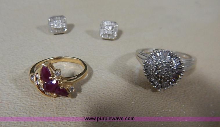 image for item AV9689 Assorted women jewelry