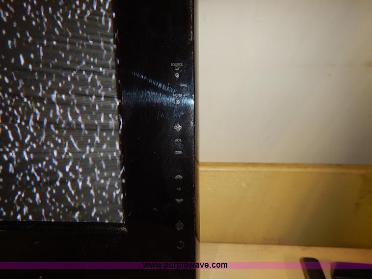 image for item AV9698 Samsung PN50B450B1D plasma television