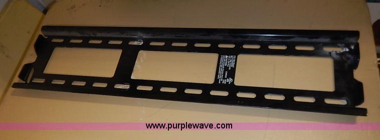 image for item AV9698 Samsung PN50B450B1D plasma television