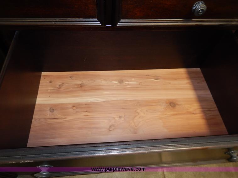 image for item AV9711 Walter 69" dresser