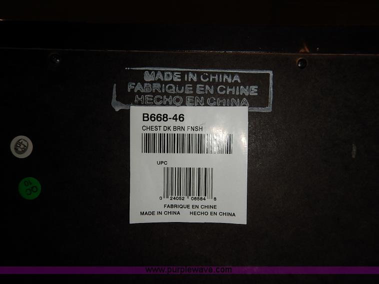 image for item AV9712 Walter dresser