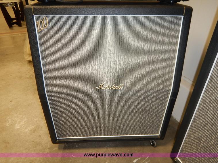 image for item AV9722 (4) Marshall amplifiers