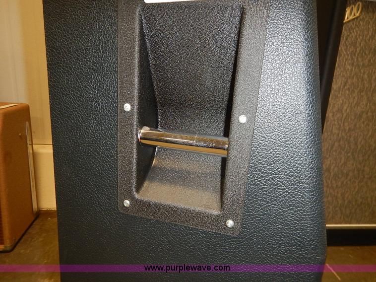 image for item AV9722 (4) Marshall amplifiers