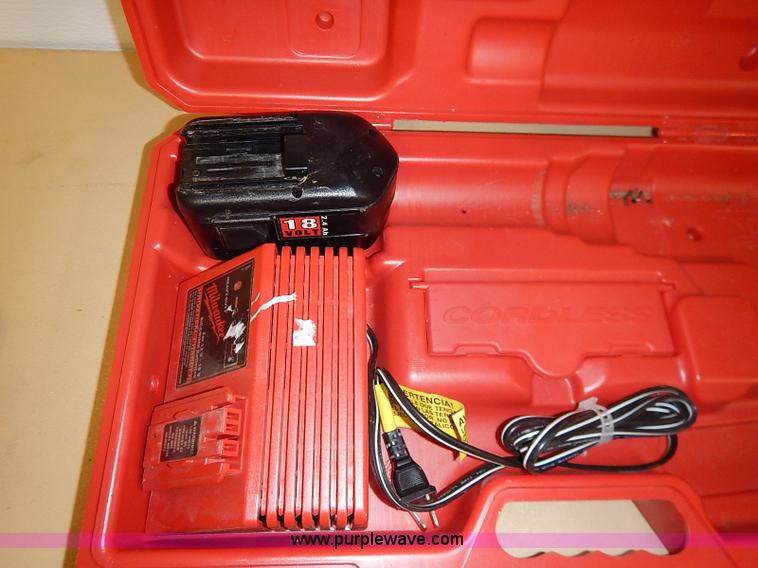 image for item AV9730 Assorted tools