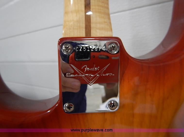 image for item AV9733 Fender Custom Classic Stratocaster electric guitar