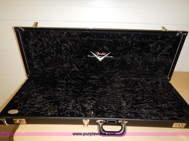 image for item AV9733 Fender Custom Classic Stratocaster electric guitar