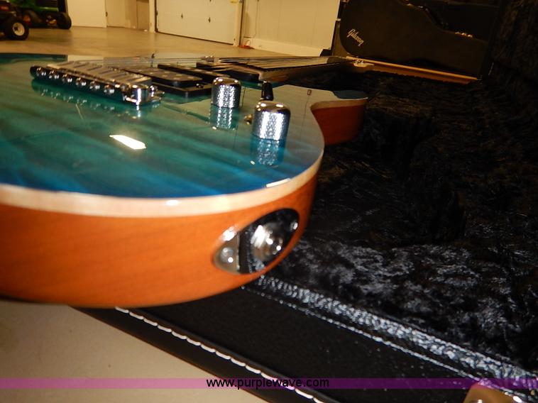 image for item AV9734 A Tom Anderson electric guitar