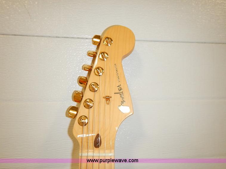 image for item AV9736 Fender Stratocaster 50th Anniversary electric guitar