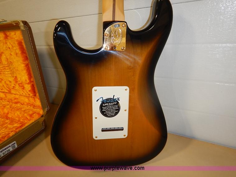 image for item AV9736 Fender Stratocaster 50th Anniversary electric guitar