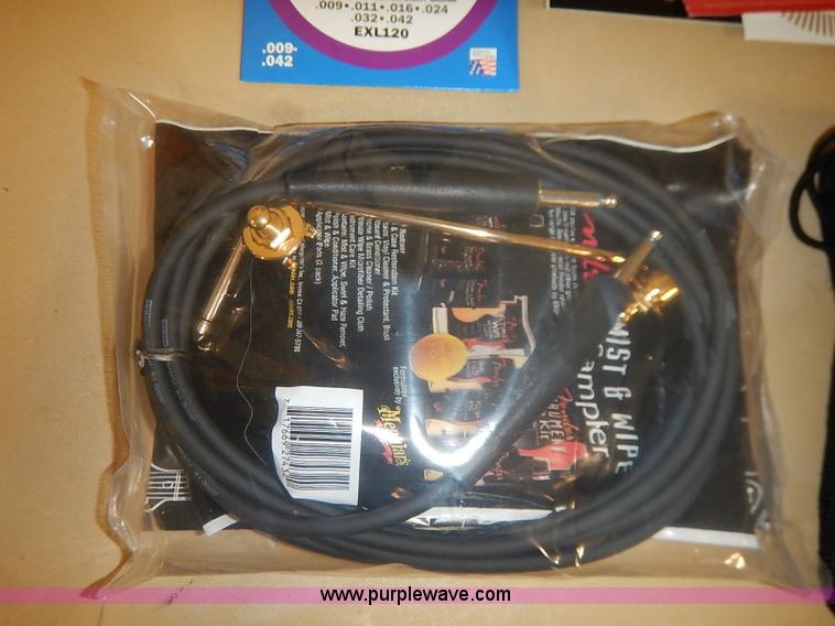 image for item AV9736 Fender Stratocaster 50th Anniversary electric guitar