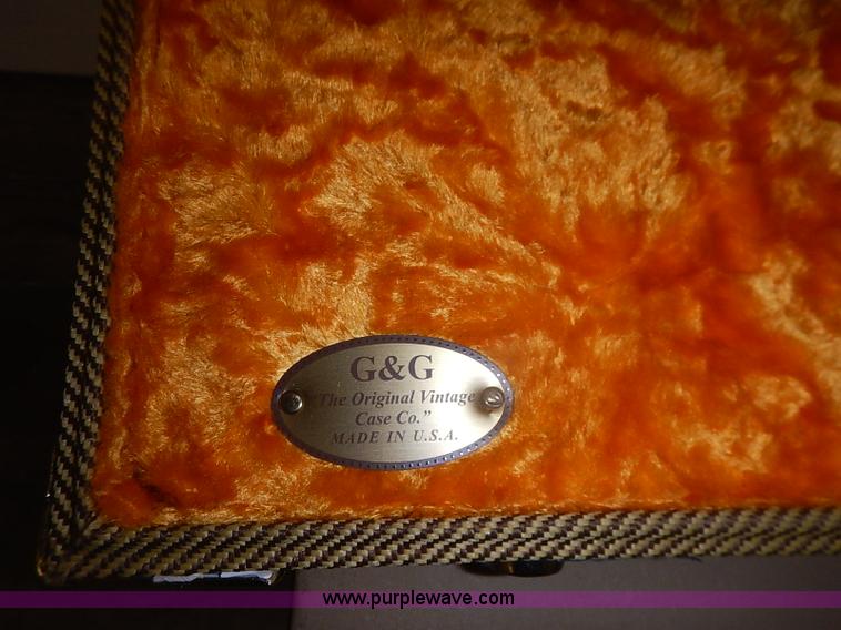 image for item AV9736 Fender Stratocaster 50th Anniversary electric guitar