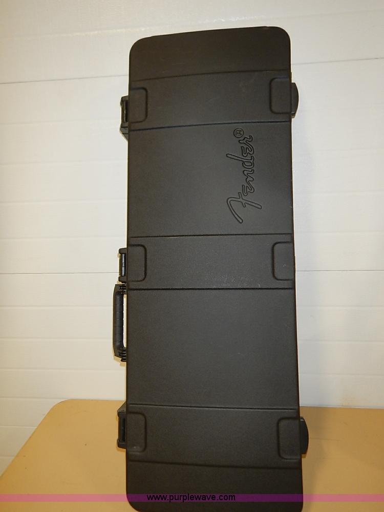 image for item AV9737 Fender electric guitar