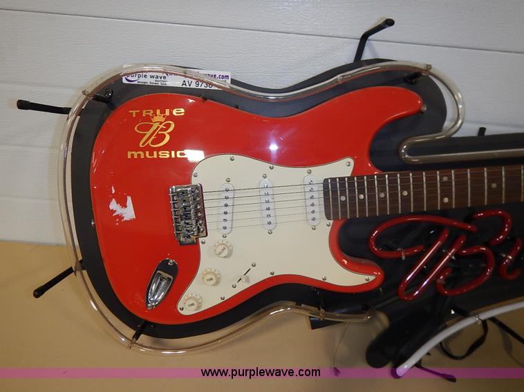 image for item AV9738 Budweiser neon lighted guitar sign
