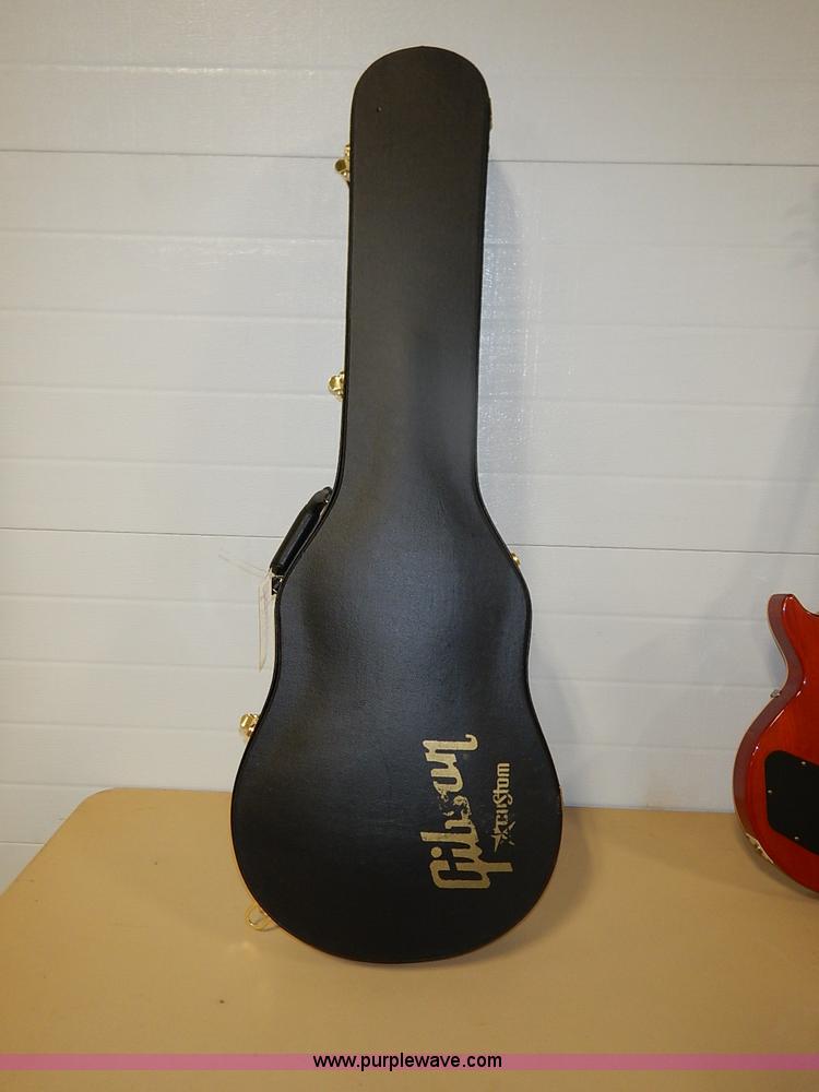 image for item AV9739 Gibson Les Paul custom electric guitar