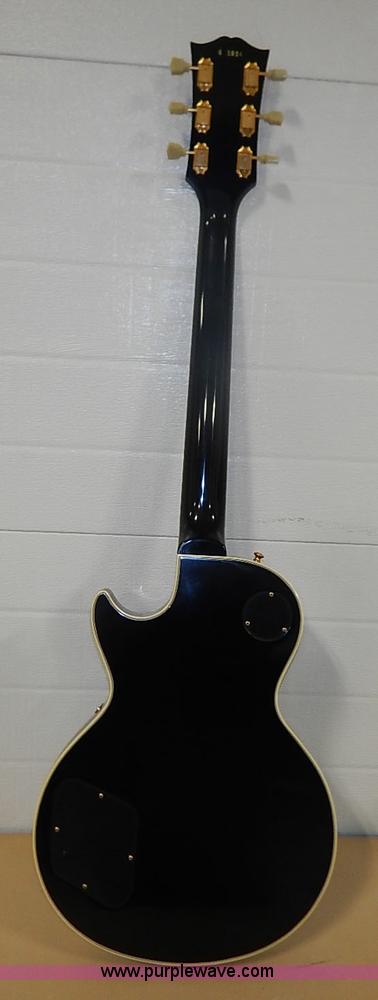 image for item AV9740 Gibson Les Paul custom electric guitar