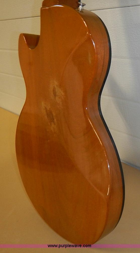 image for item AV9741 Gibson Les Paul electric guitar