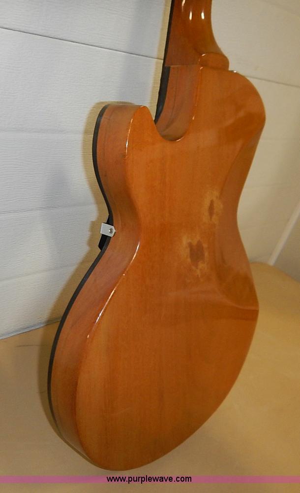 image for item AV9741 Gibson Les Paul electric guitar