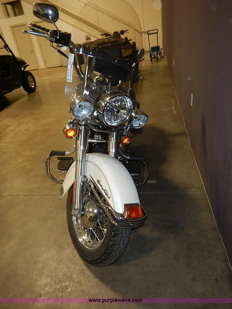 image for item AV9744 2006 Harley Davidson Heritage Softail motorcycle