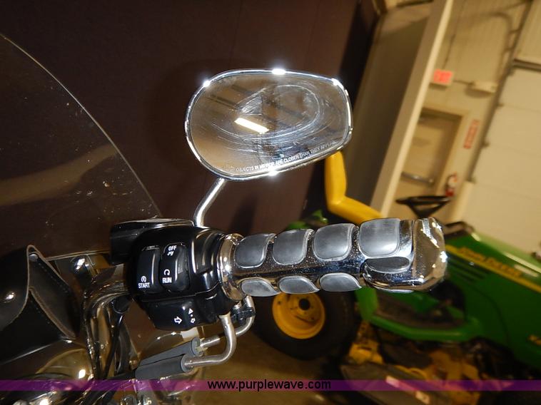 image for item AV9744 2006 Harley Davidson Heritage Softail motorcycle