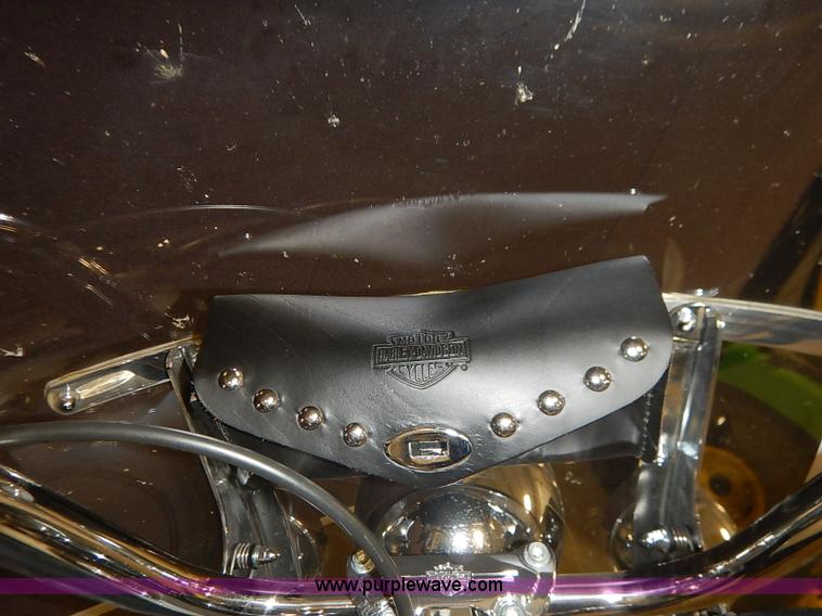 image for item AV9744 2006 Harley Davidson Heritage Softail motorcycle