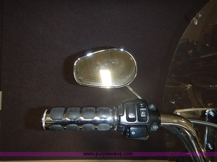 image for item AV9744 2006 Harley Davidson Heritage Softail motorcycle