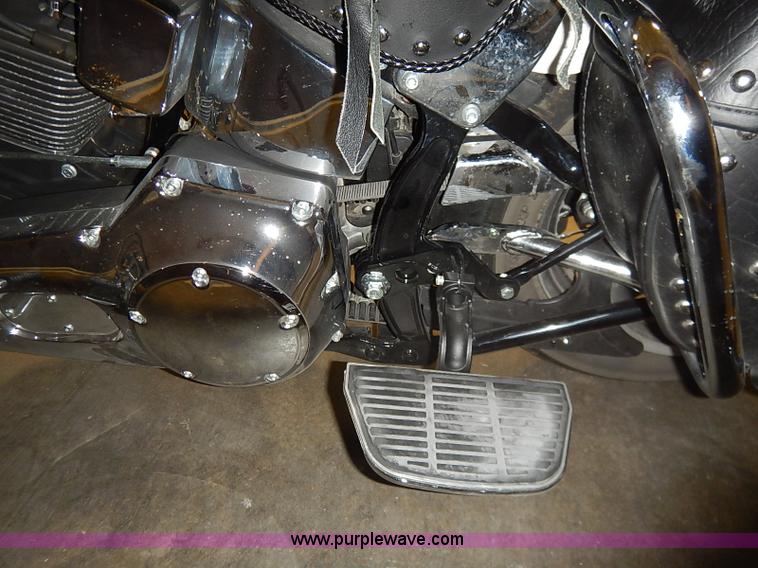 image for item AV9744 2006 Harley Davidson Heritage Softail motorcycle