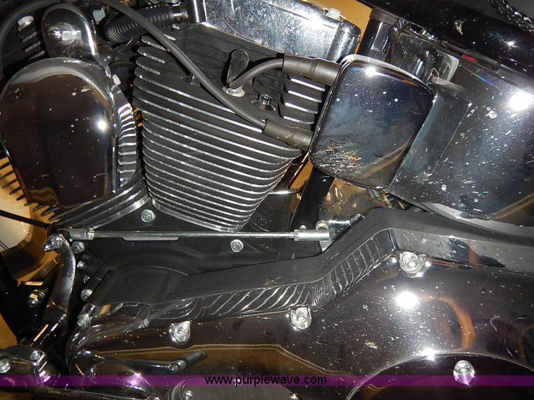 image for item AV9744 2006 Harley Davidson Heritage Softail motorcycle