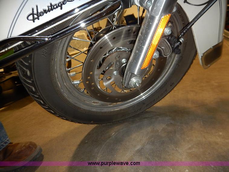 image for item AV9744 2006 Harley Davidson Heritage Softail motorcycle