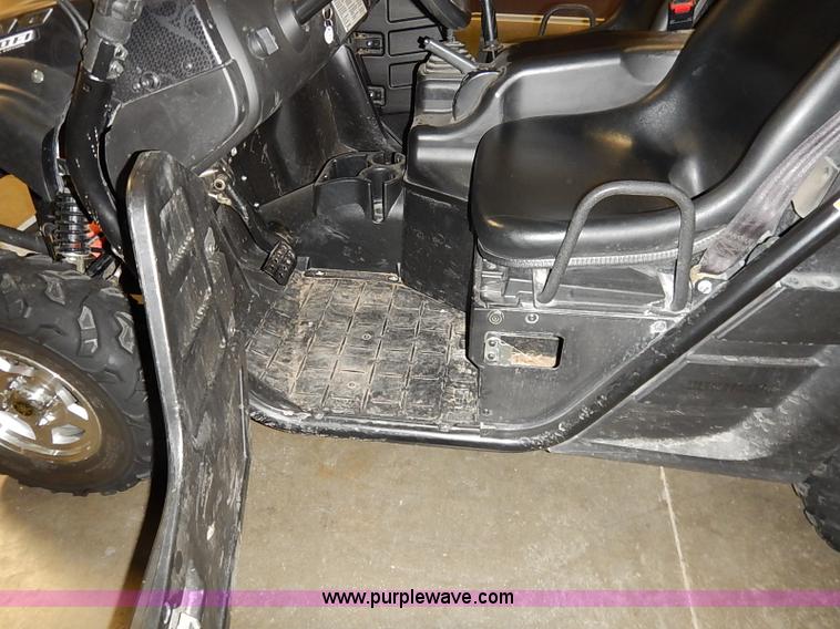 image for item AV9746 Rhino YXR700FI Special Edition UTV