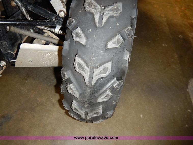 image for item AV9746 Rhino YXR700FI Special Edition UTV