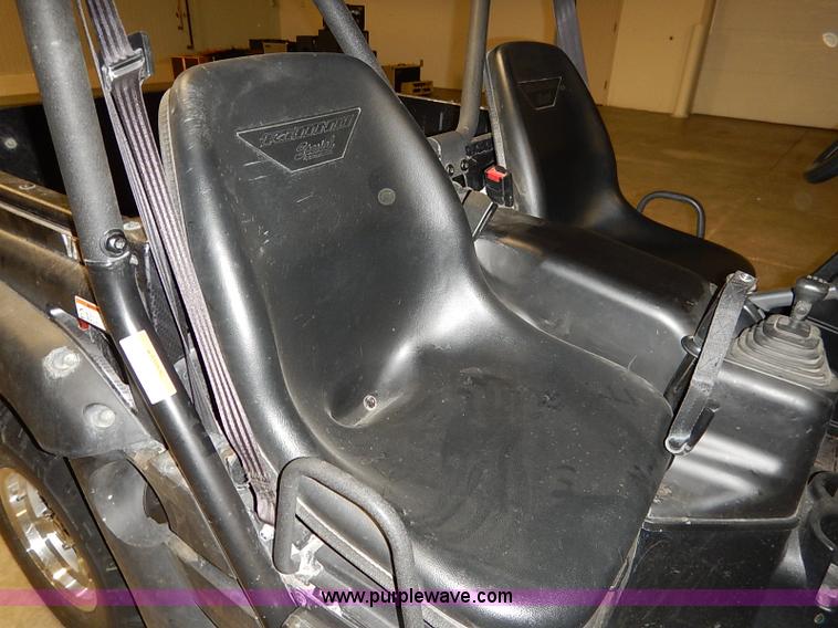 image for item AV9746 Rhino YXR700FI Special Edition UTV