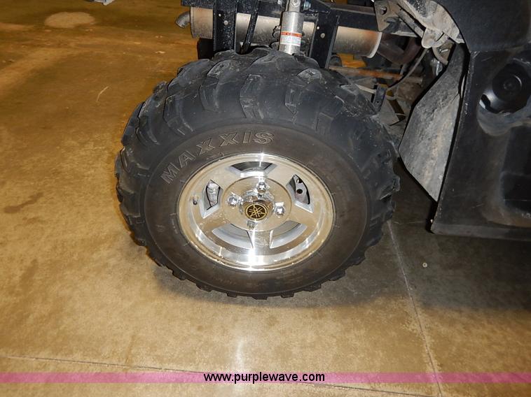 image for item AV9746 Rhino YXR700FI Special Edition UTV