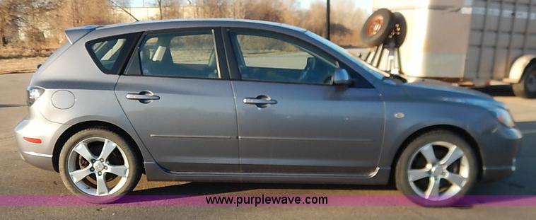 image for item I5215 2004 Mazda 3