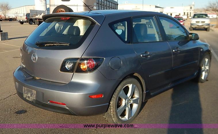 image for item I5215 2004 Mazda 3