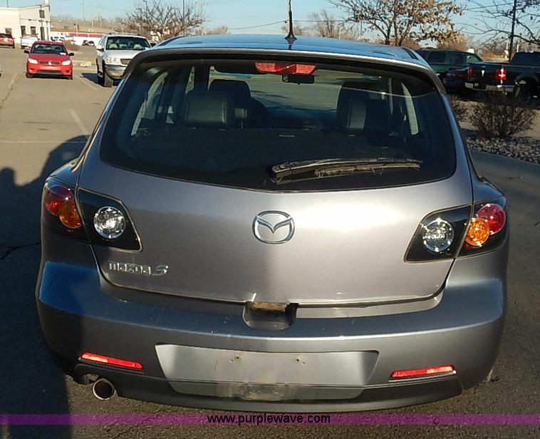 image for item I5215 2004 Mazda 3
