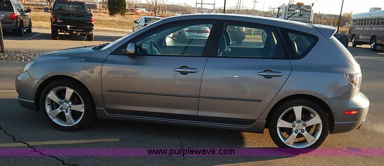 image for item I5215 2004 Mazda 3