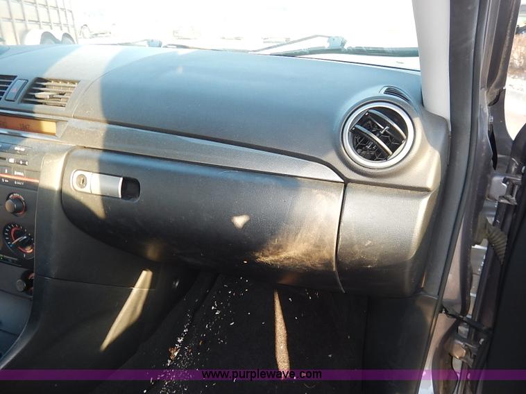 image for item I5215 2004 Mazda 3