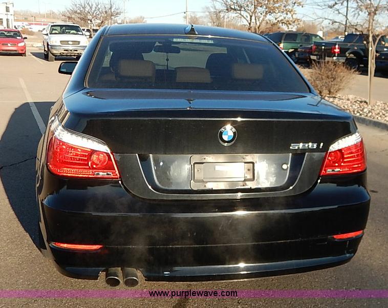 image for item I5222 2010 BMW 528xi