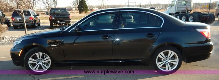 image for item I5222 2010 BMW 528xi