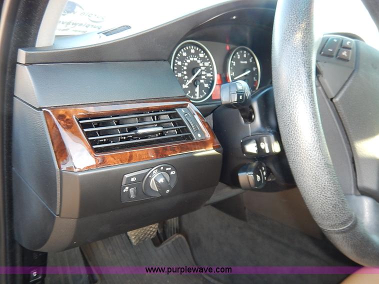 image for item I5222 2010 BMW 528xi