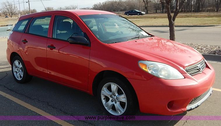 image for item I5223 2005 Toyota Matrix