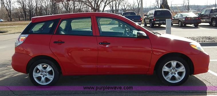 image for item I5223 2005 Toyota Matrix