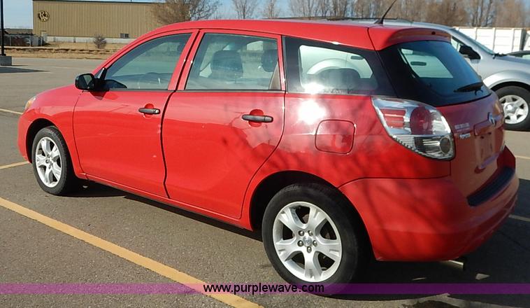 image for item I5223 2005 Toyota Matrix