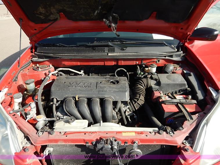 image for item I5223 2005 Toyota Matrix