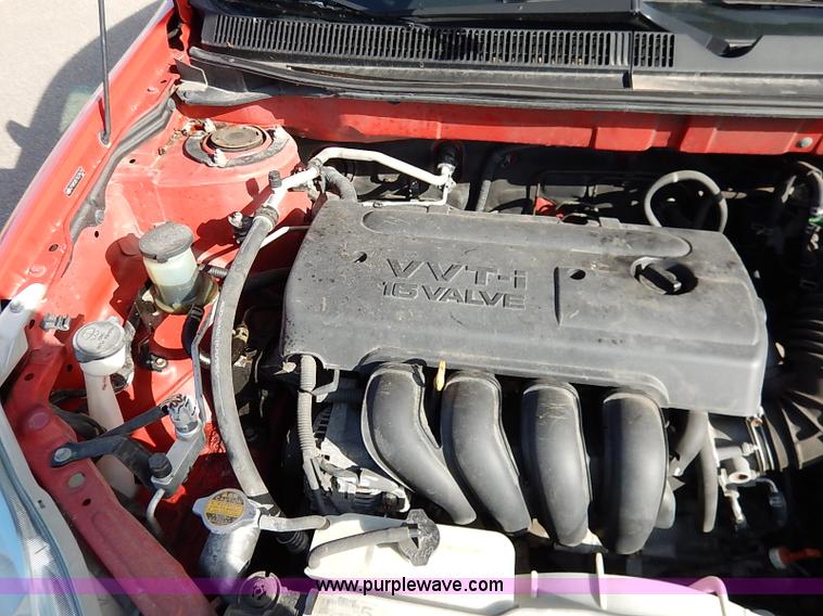 image for item I5223 2005 Toyota Matrix