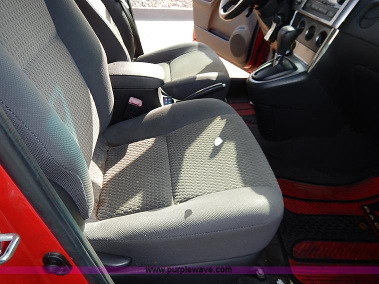 image for item I5223 2005 Toyota Matrix