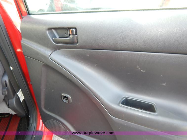 image for item I5223 2005 Toyota Matrix